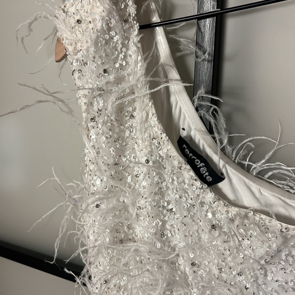 Retrofête SINA FEATHER DRESS XS (0-2) Bridal Party - Picture 3 of 10